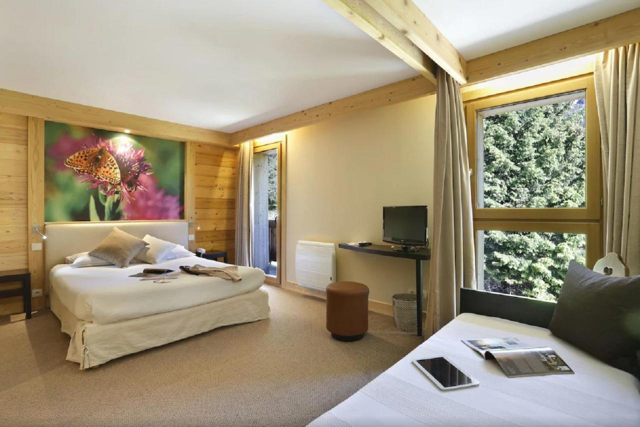 Les Roches 1500 Hotel Mieussy Exterior photo